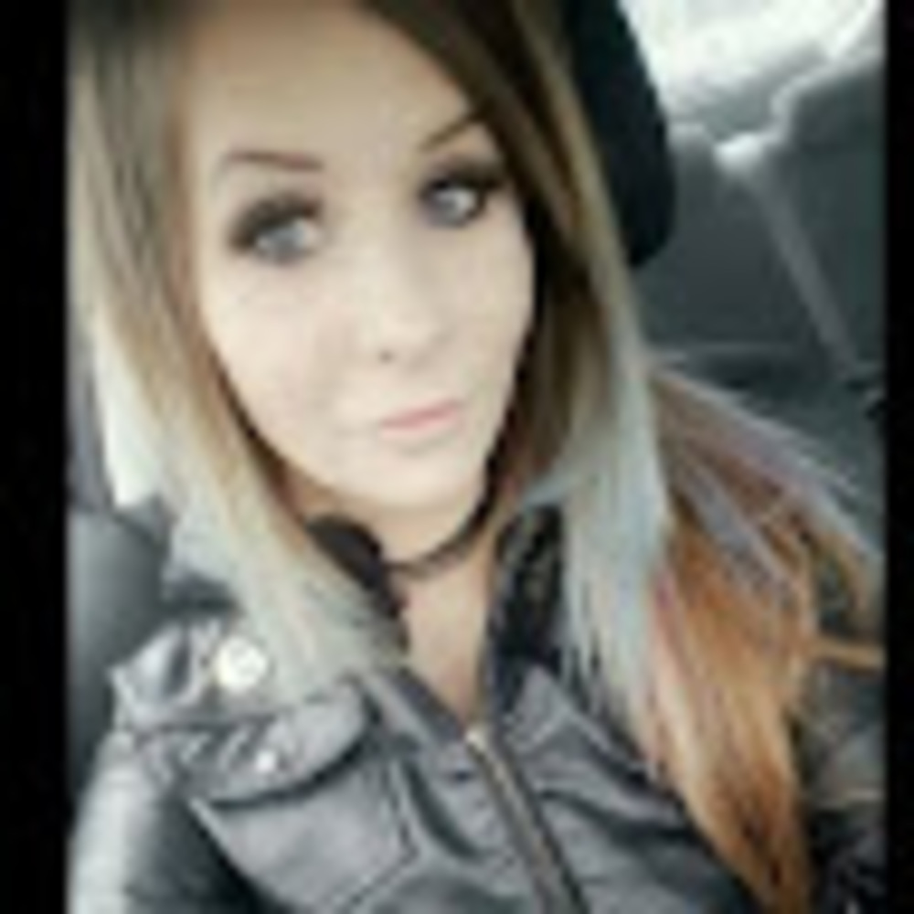 Meet your Posher, Kayla